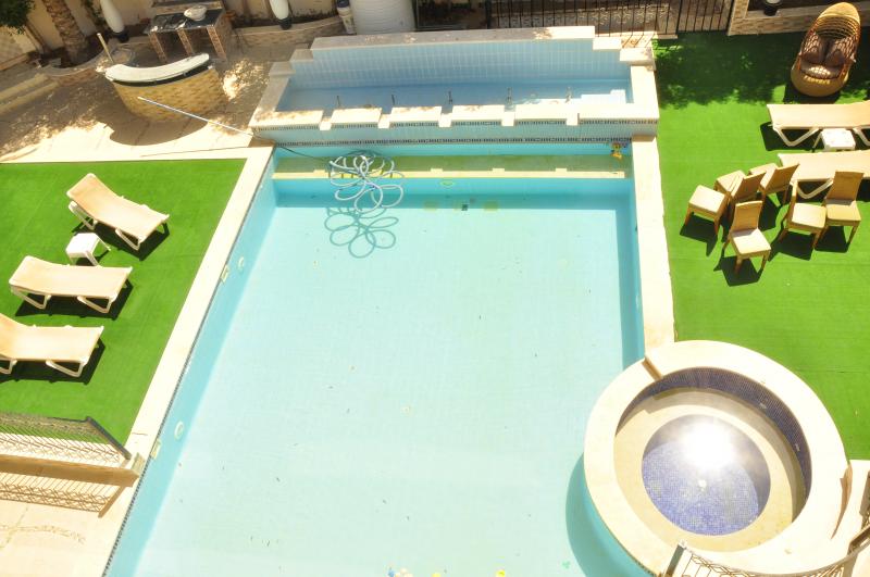 7 bedroom Luxury Villa with Swimming Pool