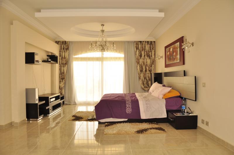 7 bedroom Luxury Villa with Swimming Pool