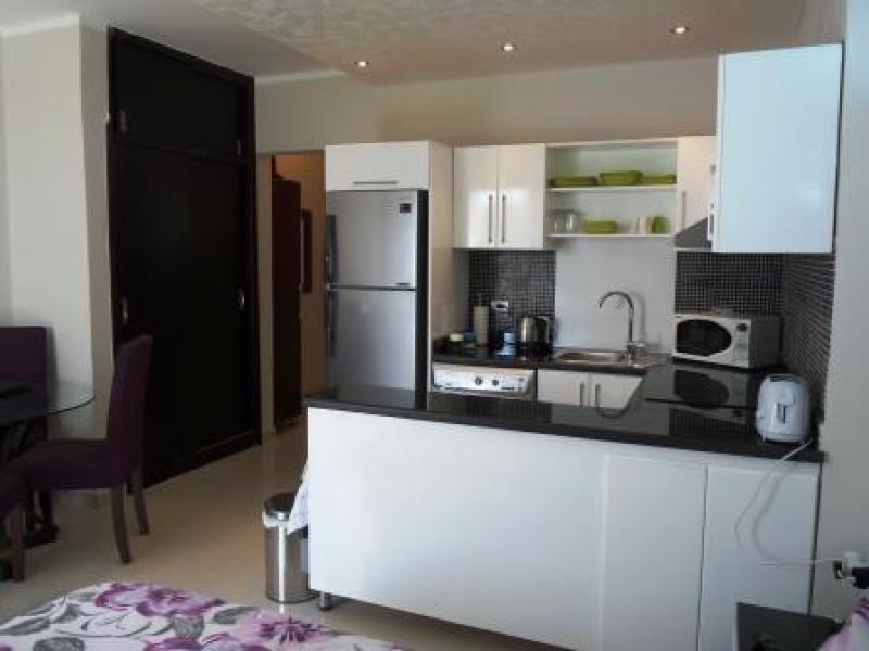 Luxury Modern Studio  