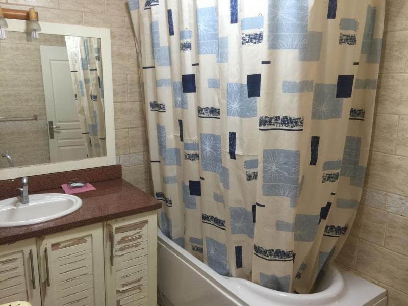 2 Bed Apartment overlooking pool