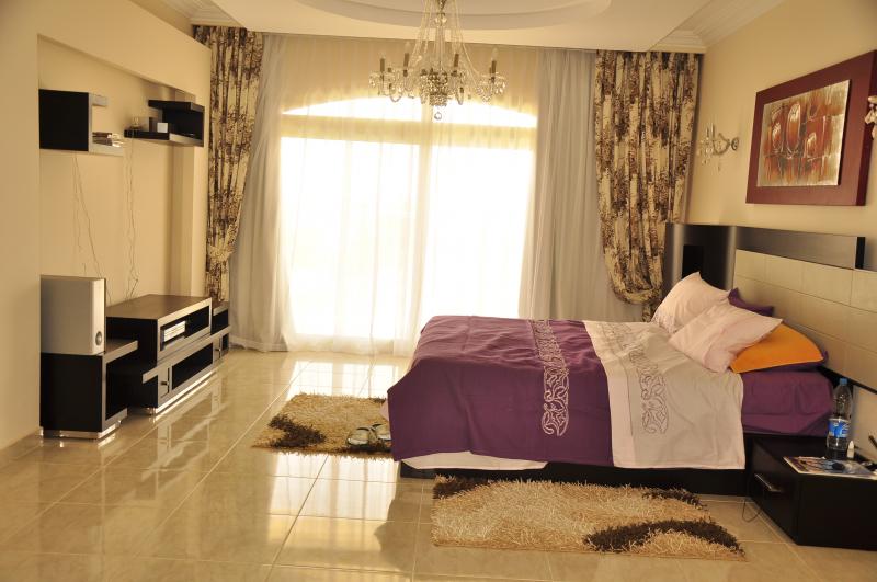7 bedroom Luxury Villa with Swimming Pool