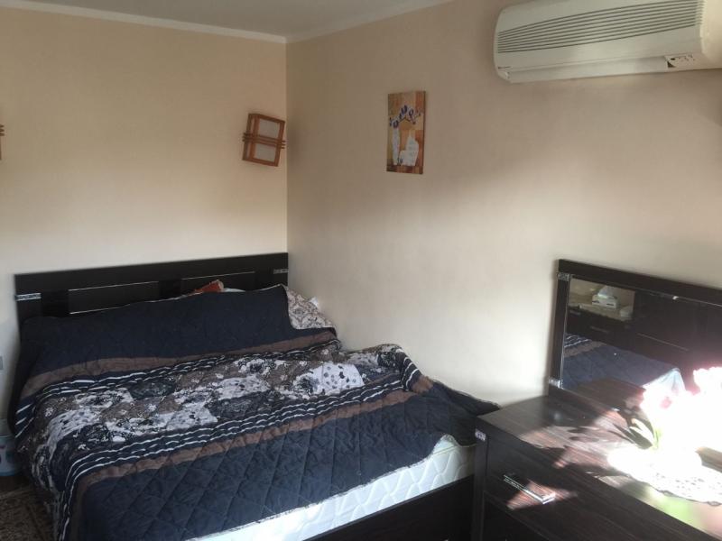 2 Bed Apartment overlooking pool